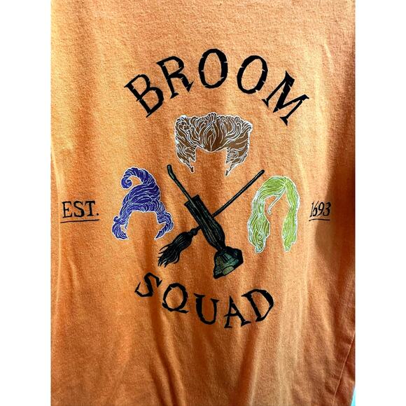Girl's Disney Hocus Pocus Broom Squad Sequenced Halloween Top Size Small/6 - Picture 2 of 5